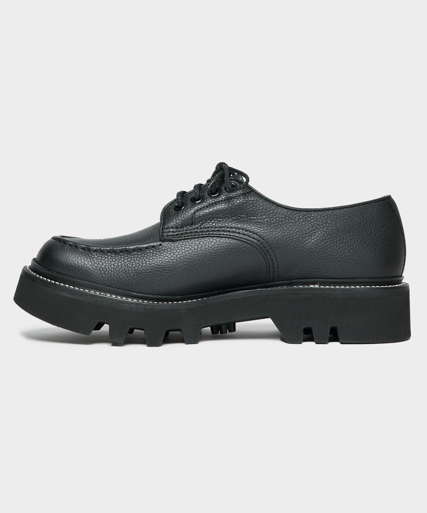 Todd Snyder x Tricker's Heath Derby Shoes in Black Scotch Grain Leather - Image 3