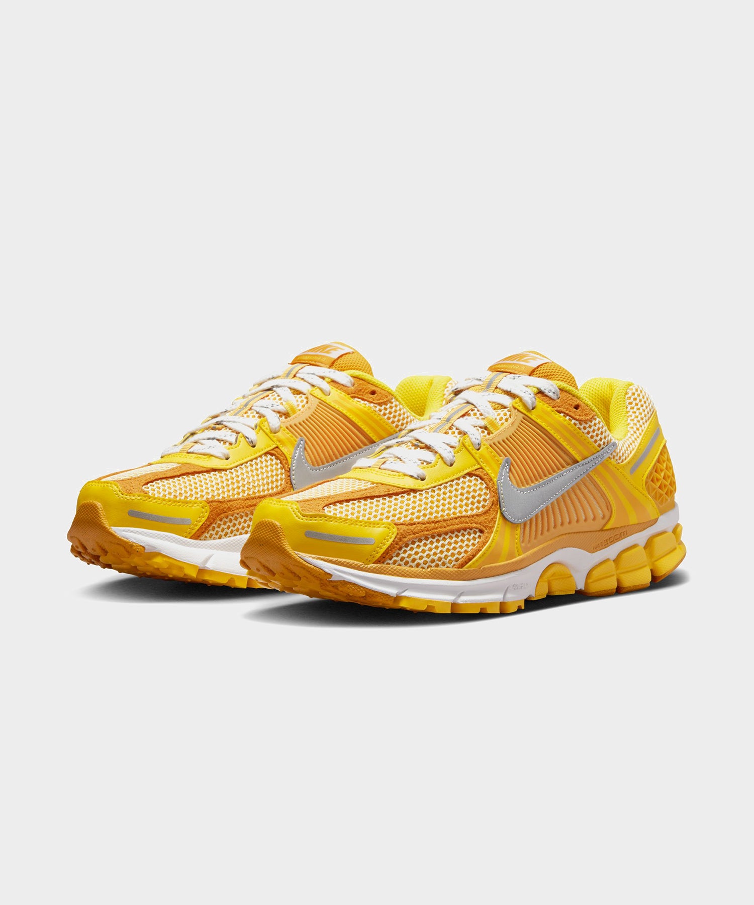 Nike Zoom Vomero 5 Premium Yellow Strike - Image 3