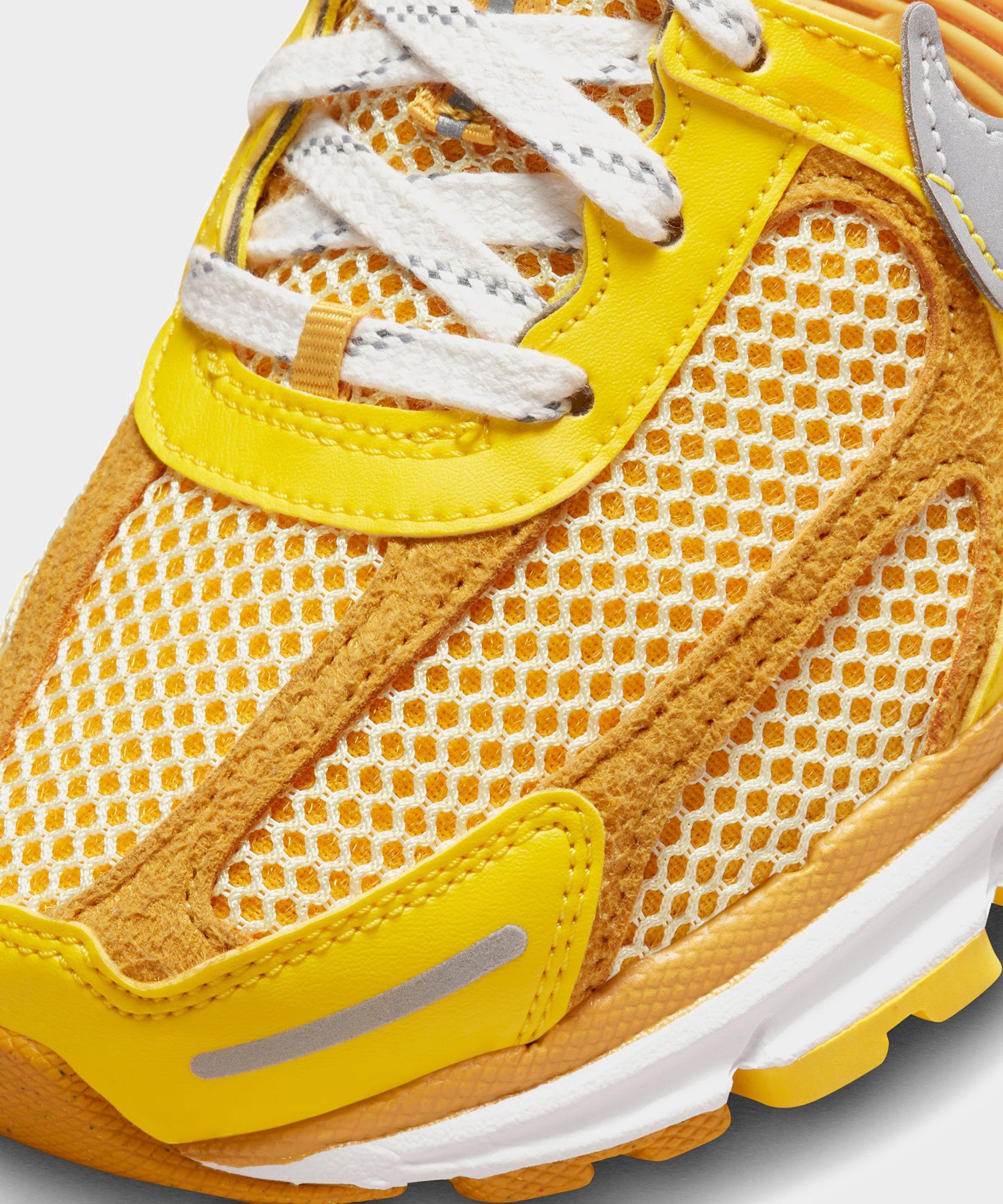 Nike Zoom Vomero 5 Premium Yellow Strike - Image 6