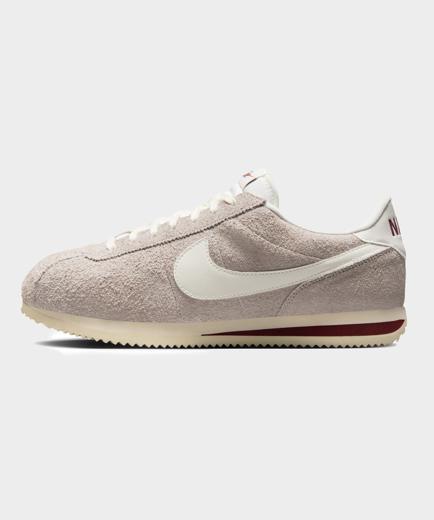 Nike Cortez SE Sneaker - Image 3