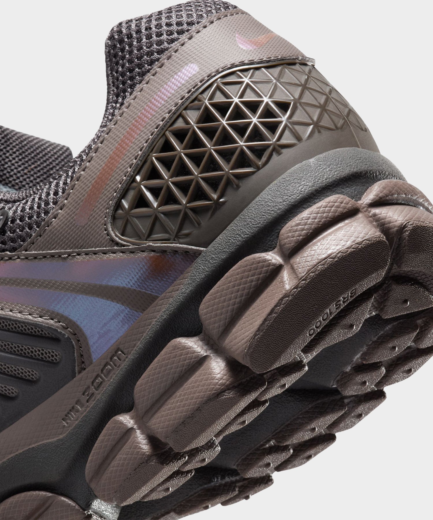 Nike Zoom Vomero 5 Sneaker - Image 7