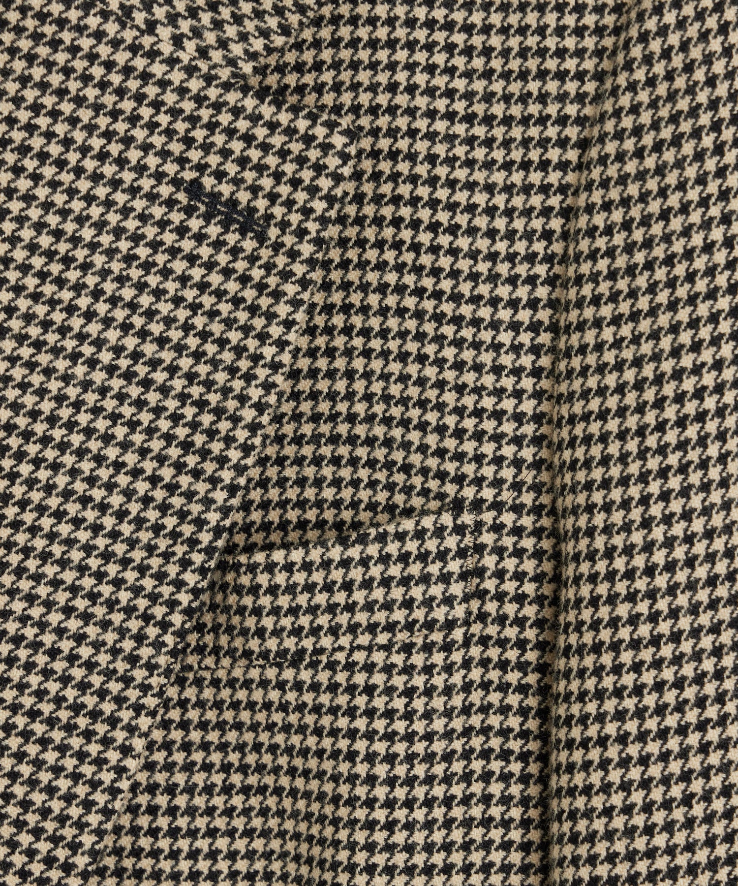 Italian Flannel Wythe Jacket in Cream Houndstooth - Image 3