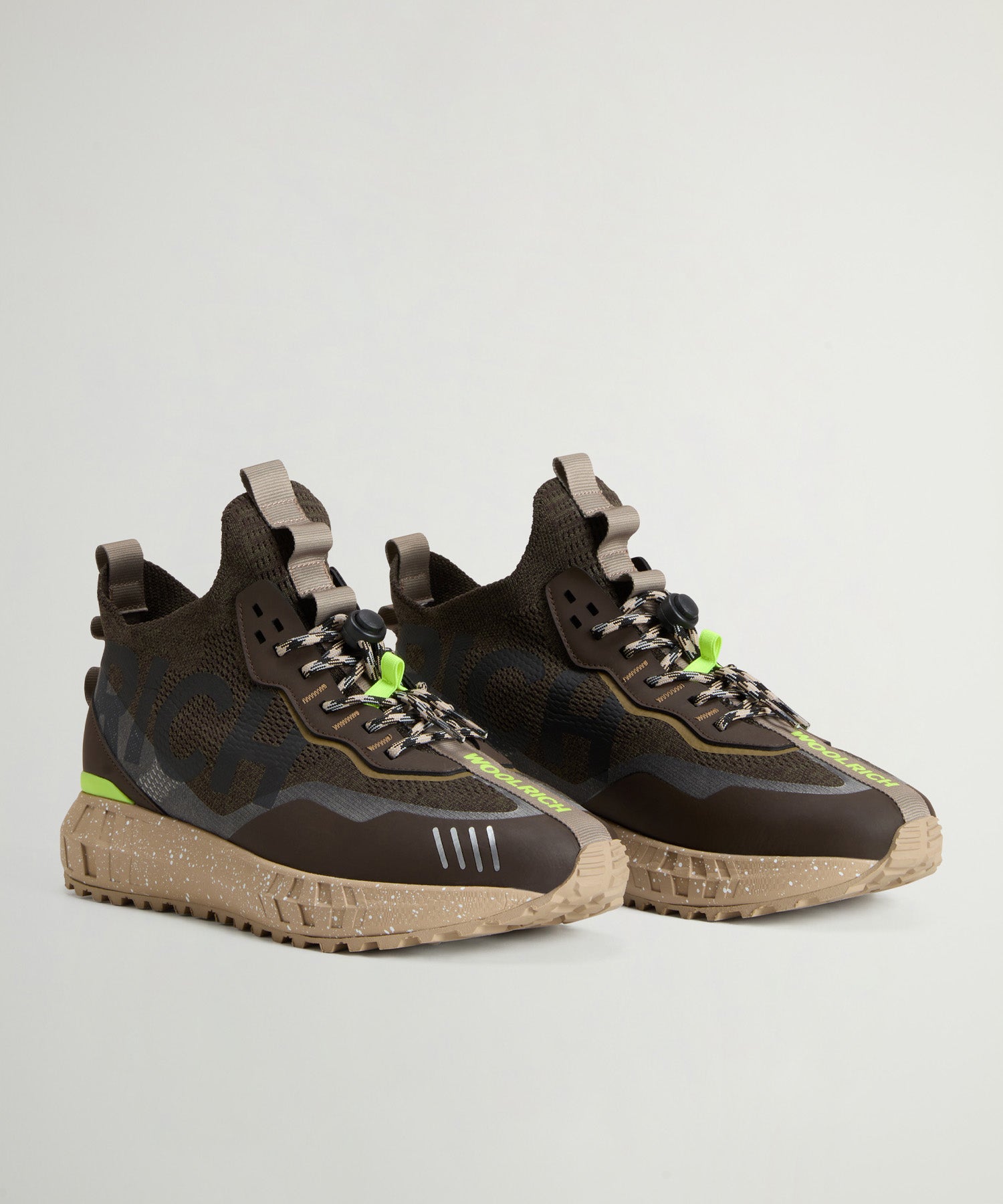 Todd Snyder x Woolrich Sneaker in Mud