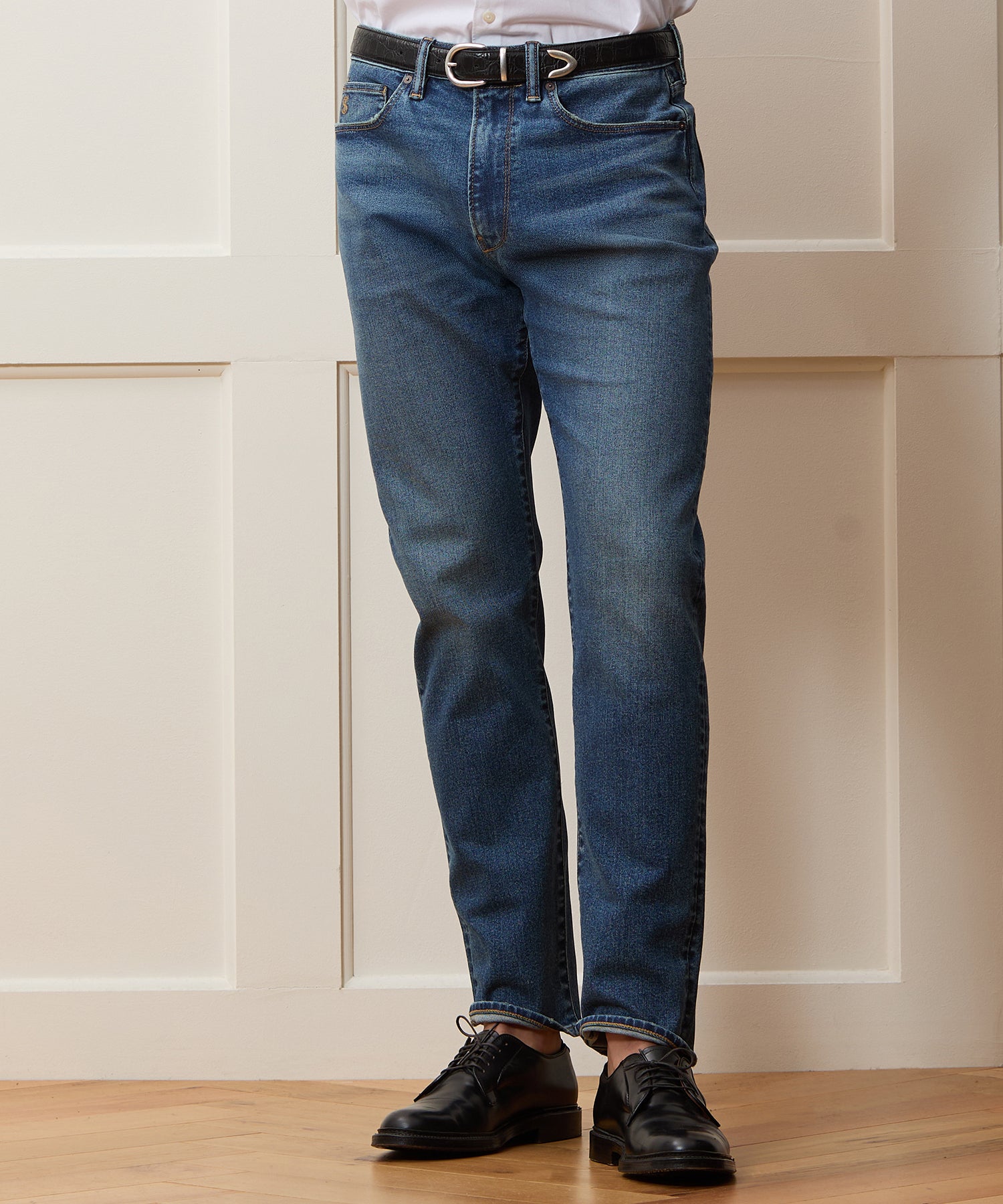 High-Rise Slim Stretch Jean in Medium Indigo - Image 2