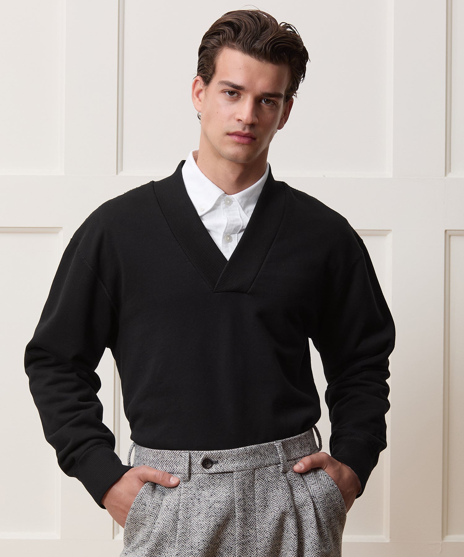 Relaxed Portuguese Terry V-Neck Sweatshirt - Image 2