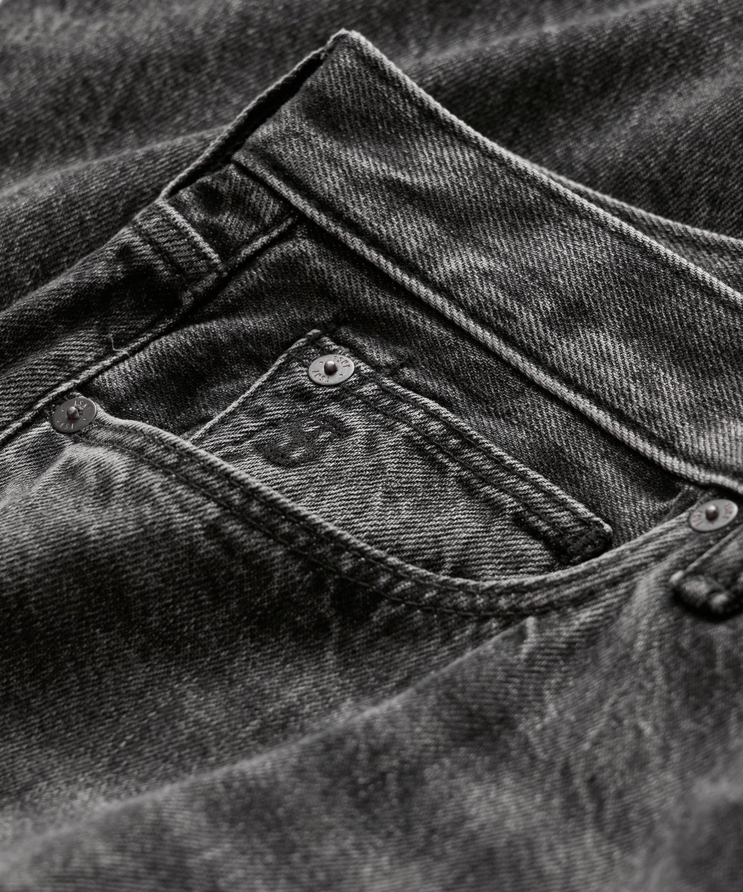 Slim Selvedge Jean in Charcoal - Image 8