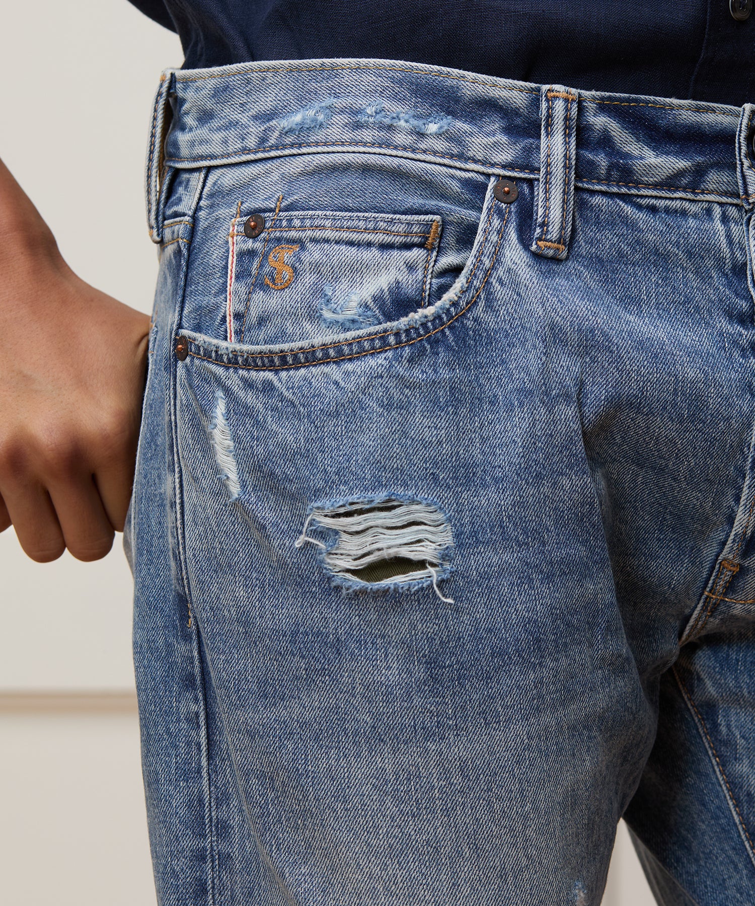Slim Selvedge Jean in Destroyed Wash - Image 7