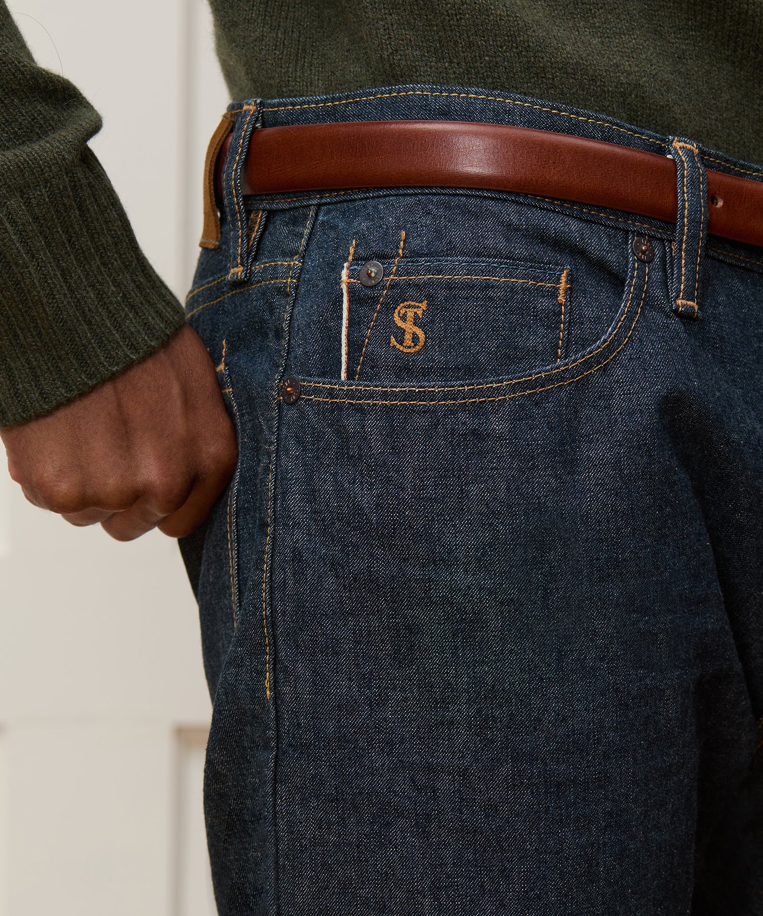 Slim Lightweight Japanese Selvedge Jean in Indigo - Image 4