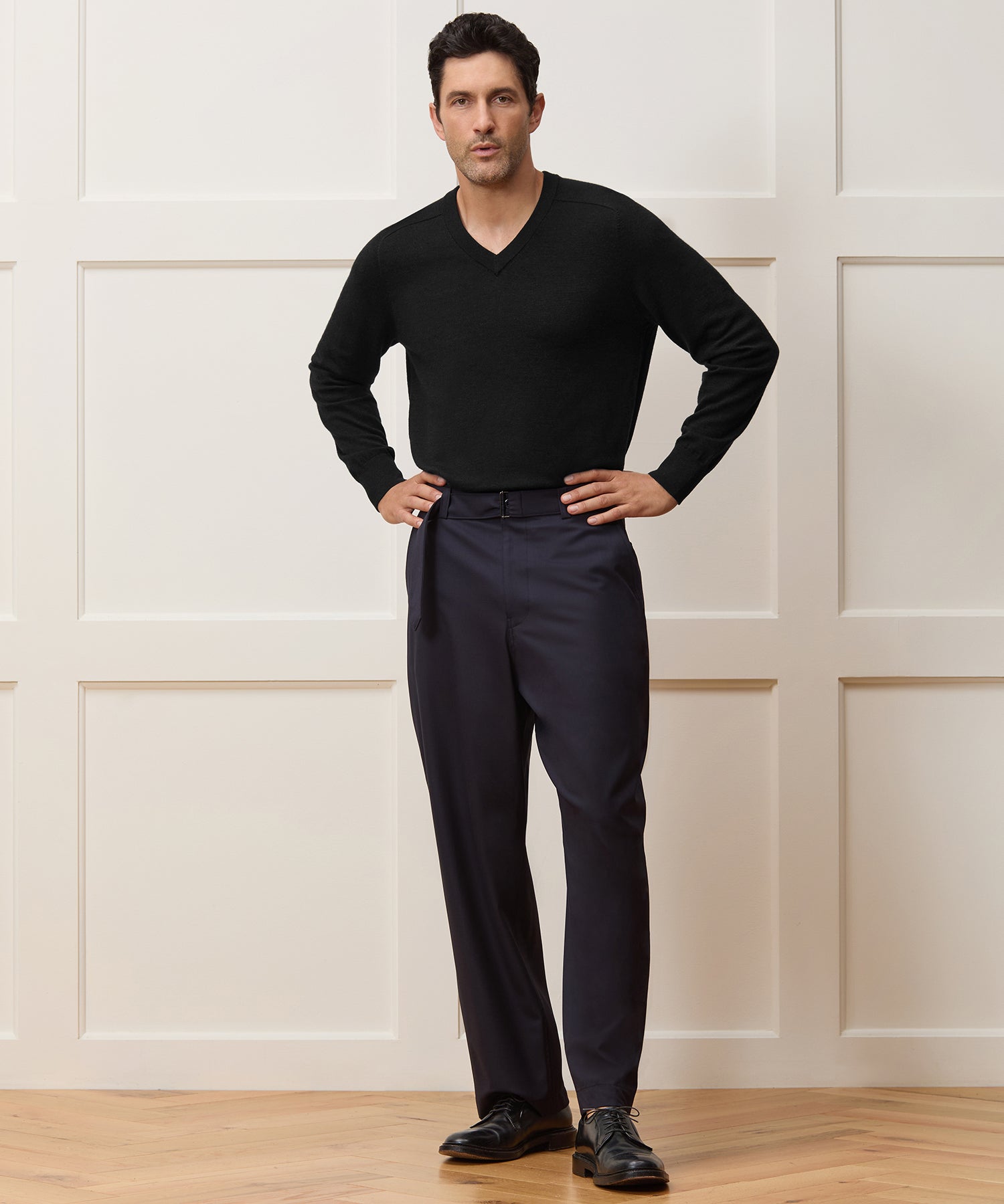 Merino V-Neck Sweater - Image 3