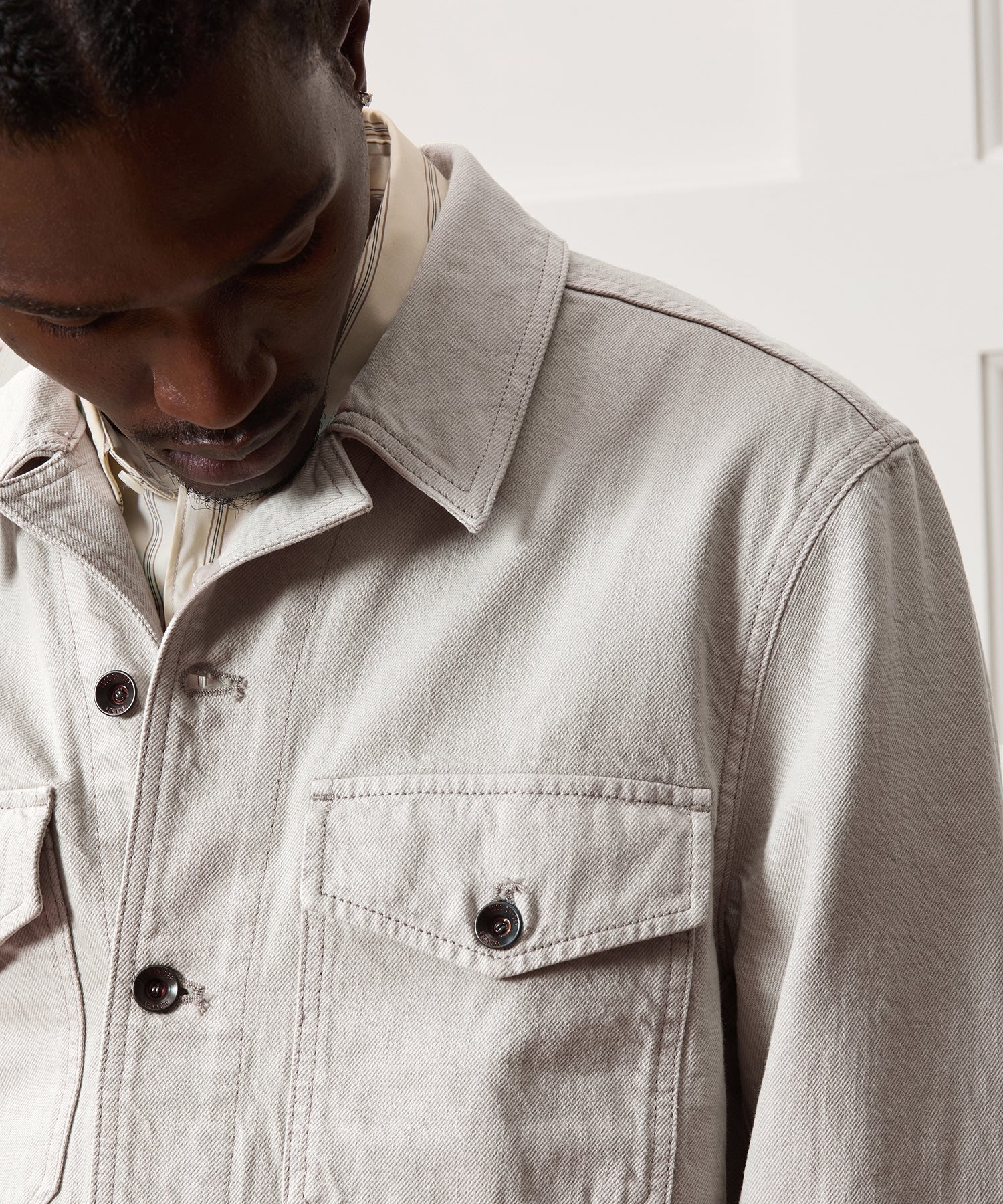 Cropped Denim Eisenhower Jacket - Image 4