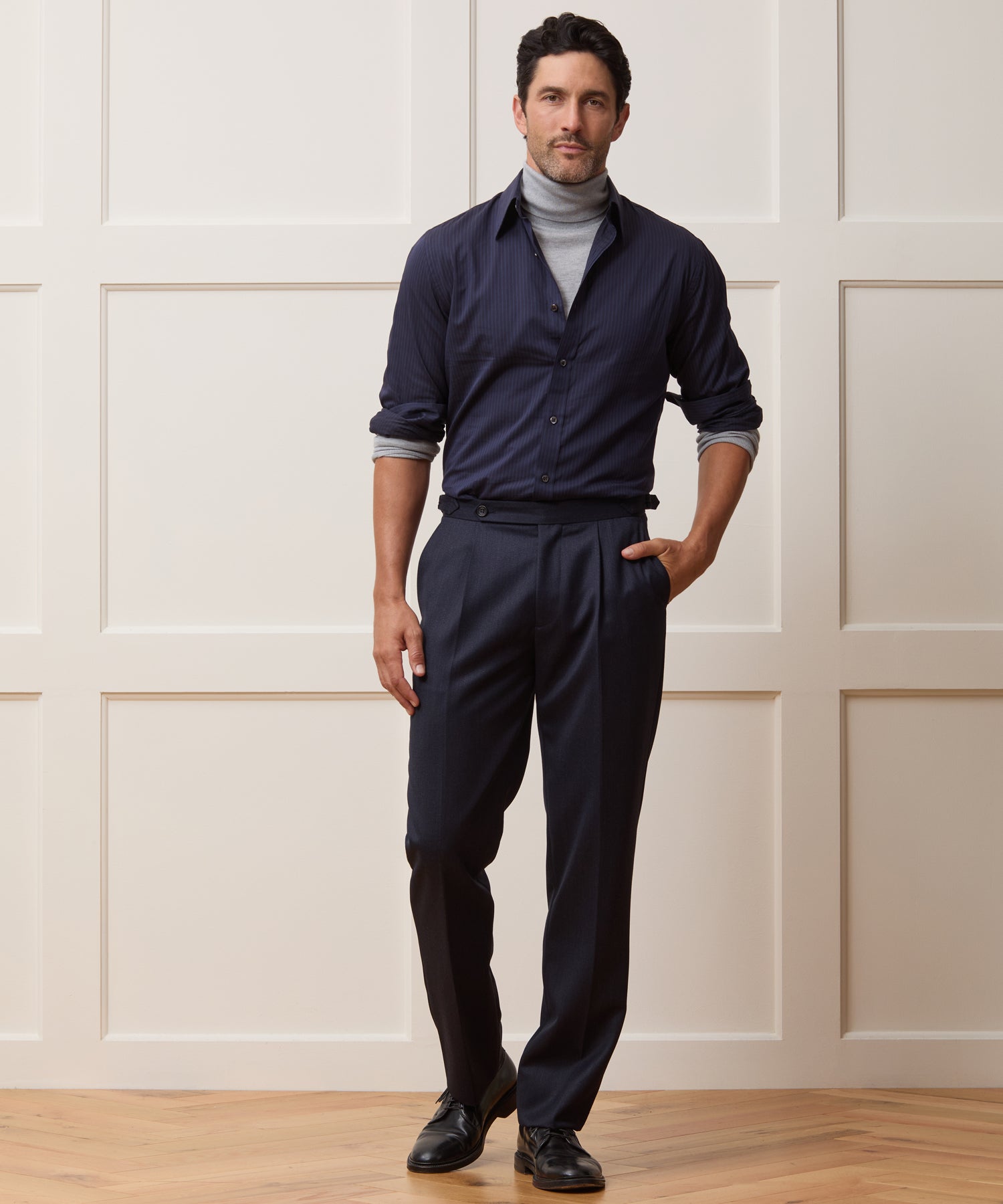 Lightweight Flannel Long Point Collar Dress Shirt - Image 5