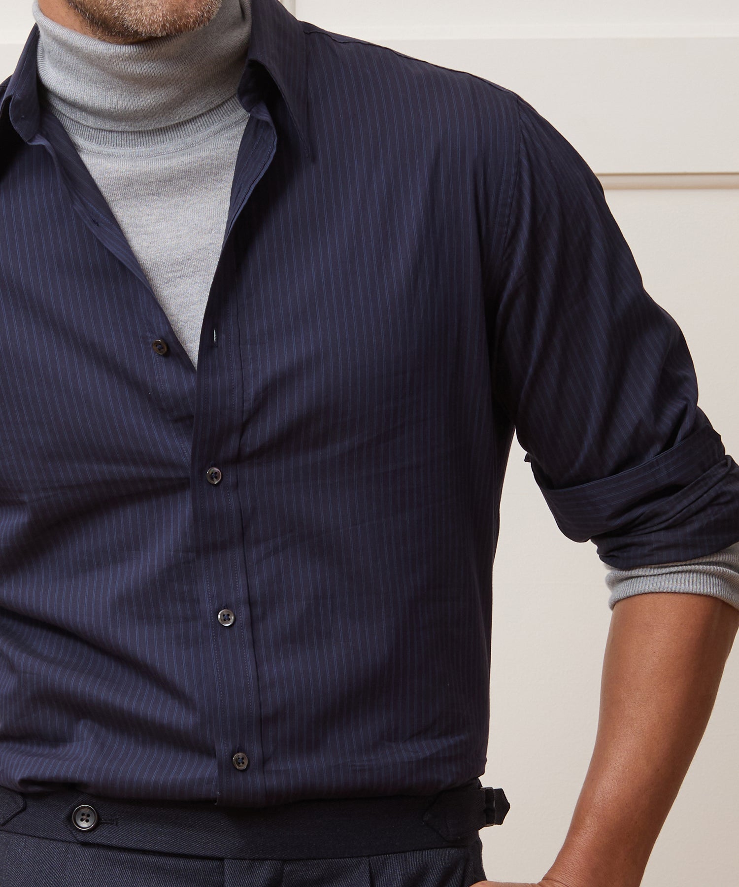 Lightweight Flannel Long Point Collar Dress Shirt - Image 3