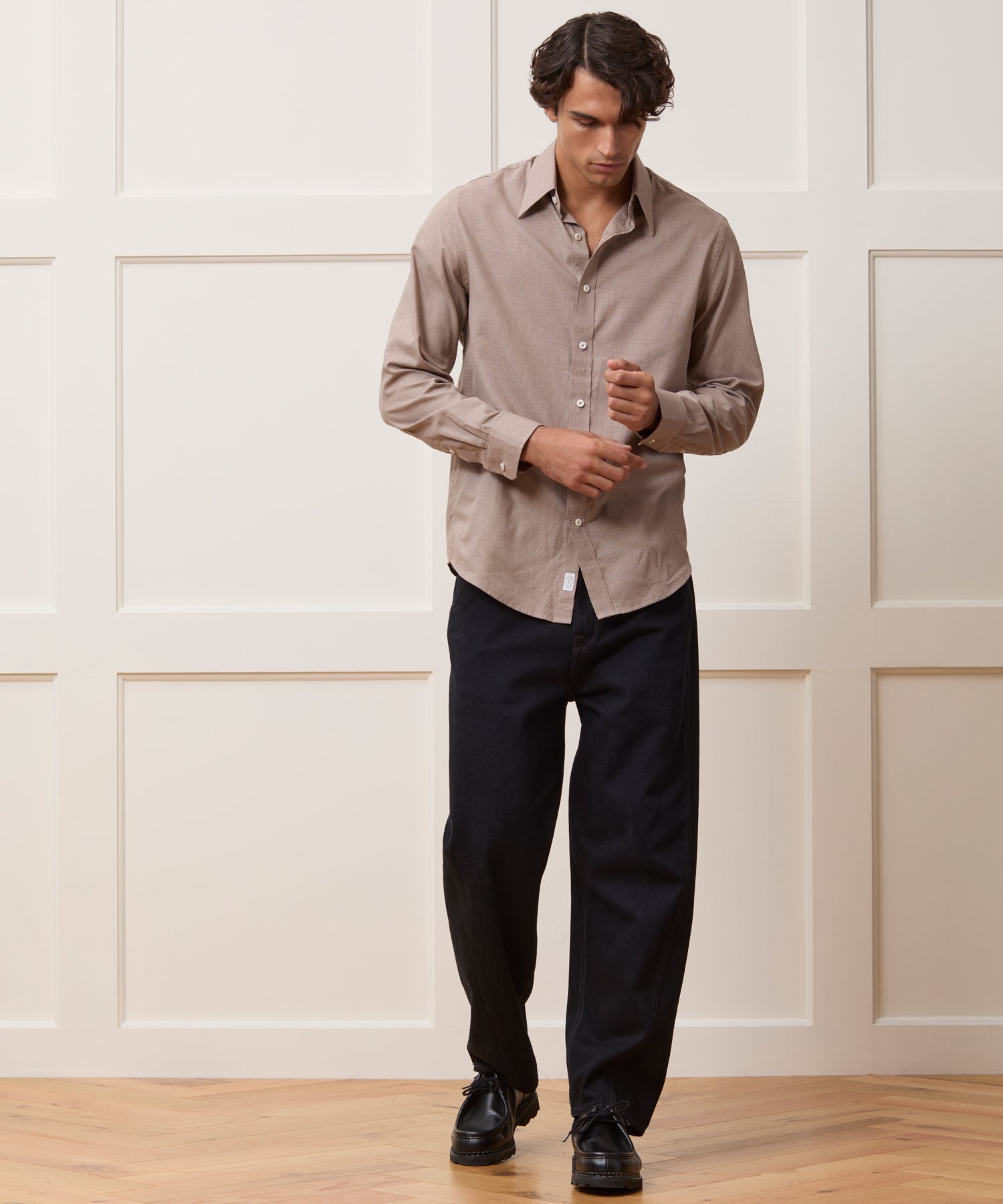 Lightweight Flannel Long Point Collar Dress Shirt - Image 5