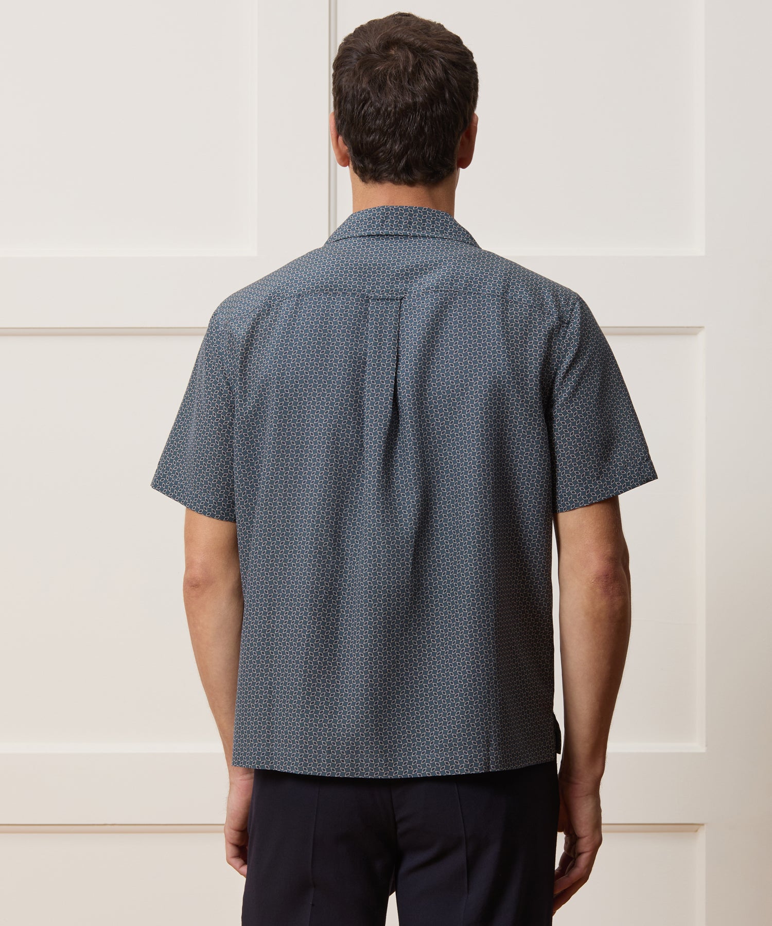 Cropped Silk Geo Camp Collar Shirt - Image 5
