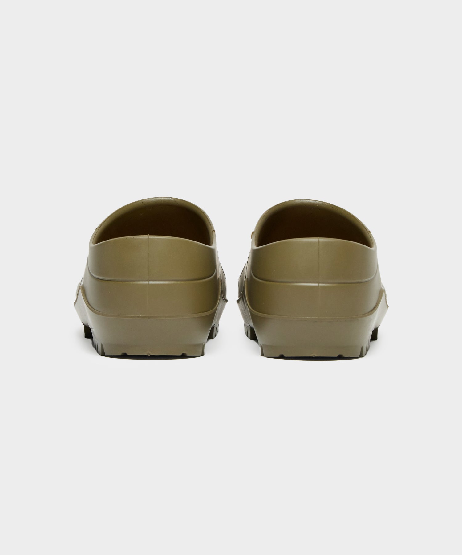Todd Snyder x Gardenheir Rubber Clogs in Snyder Olive - Image 6