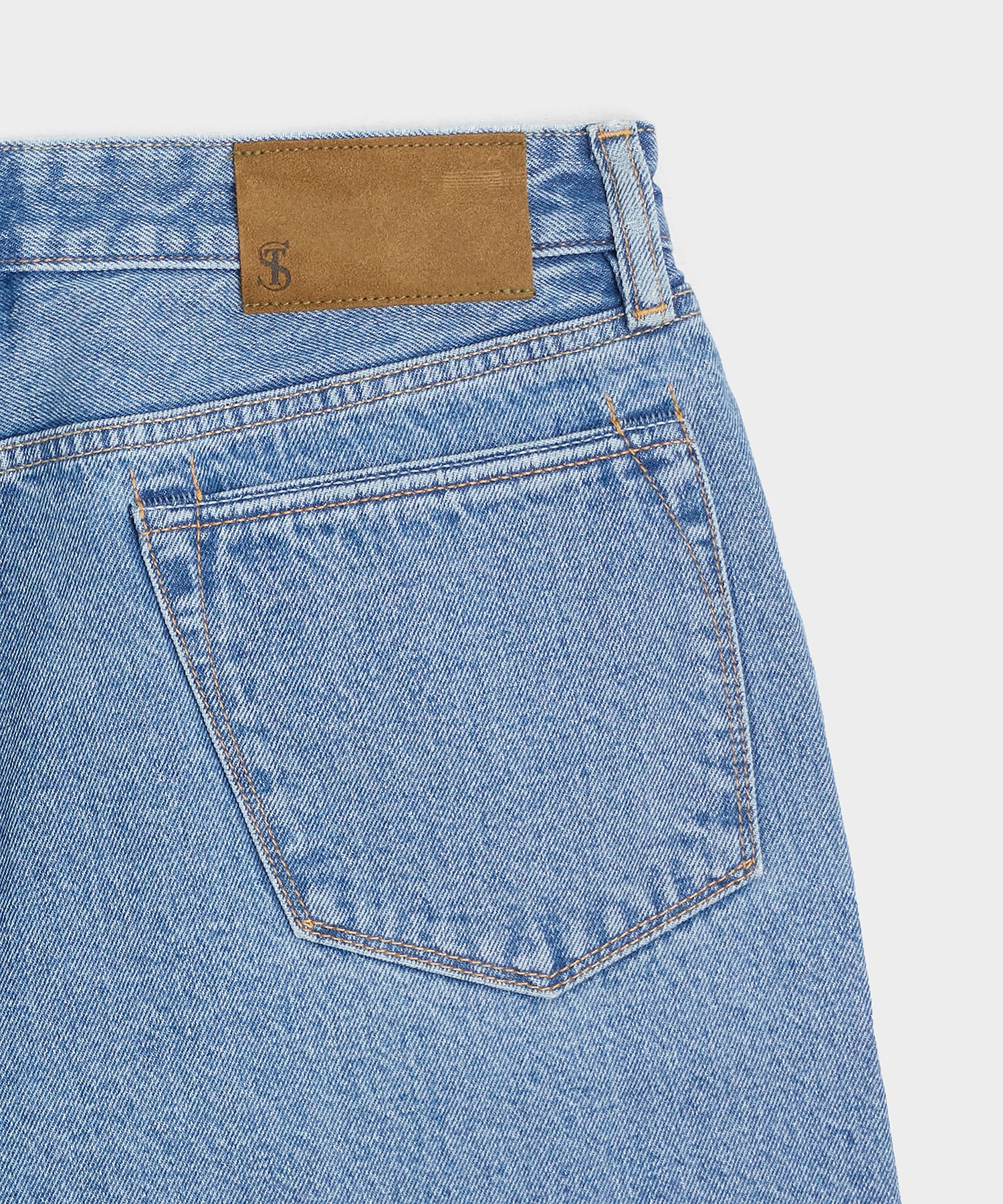 8 Relaxed Denim Short - Image 6