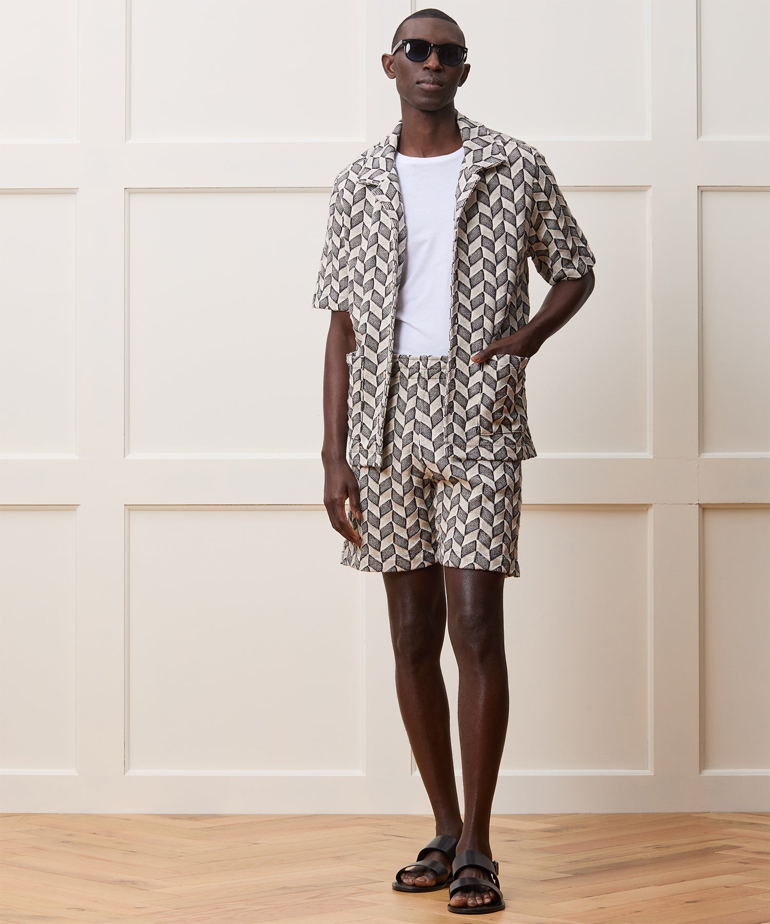 7 Relaxed Checkered Short - Image 3