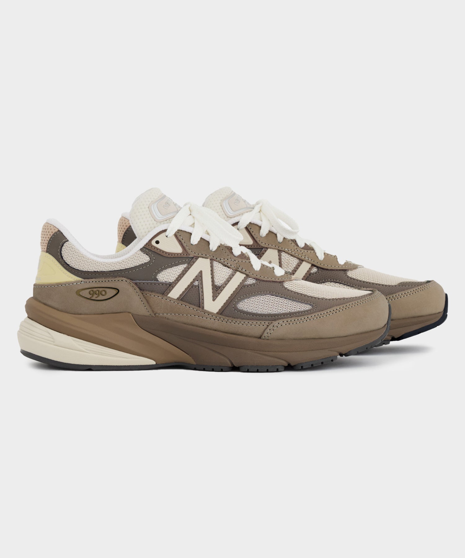New Balance U990v6 Sneaker - Image 2
