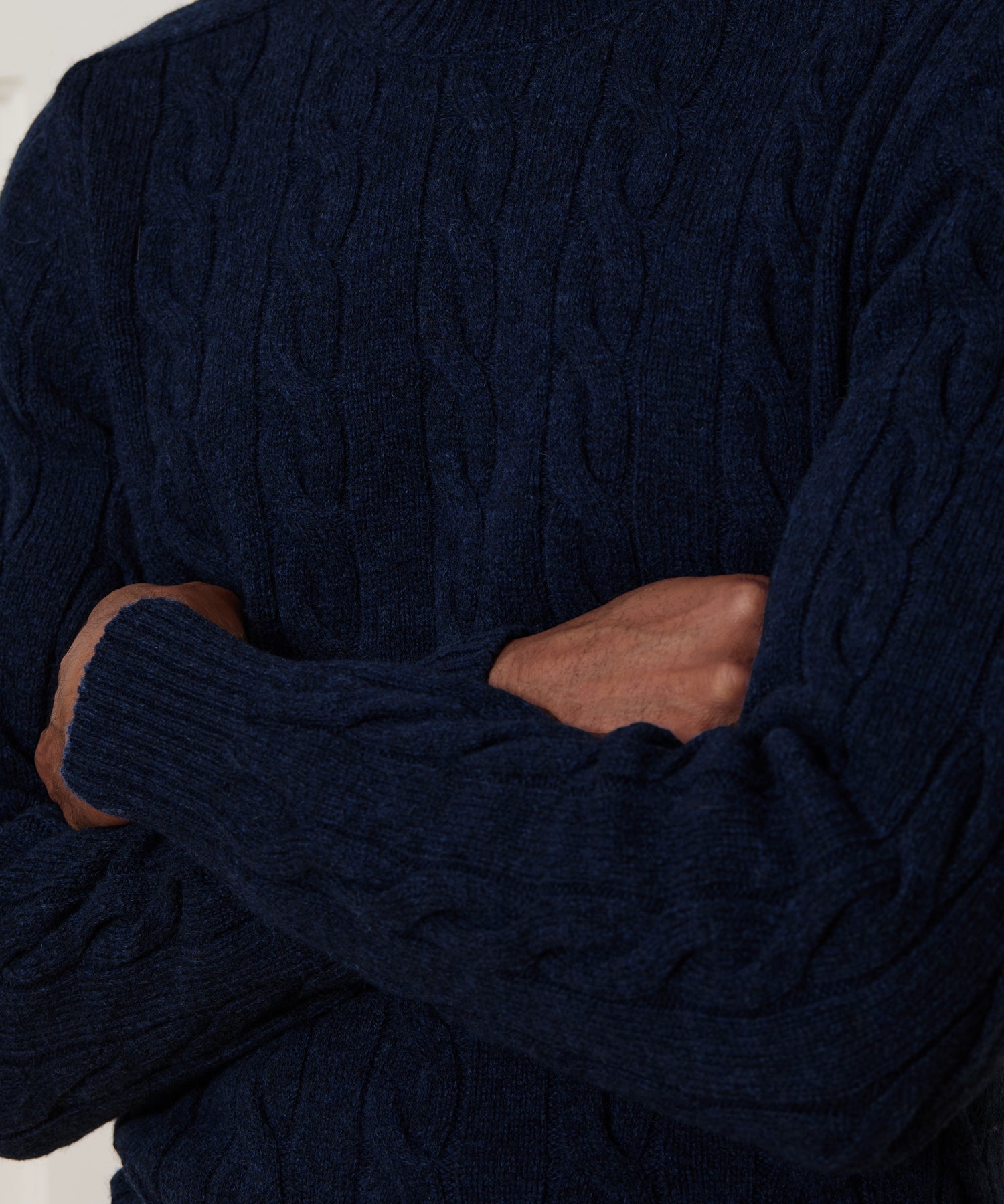 Italian Cashmere Cable Knit Sweater - Image 4
