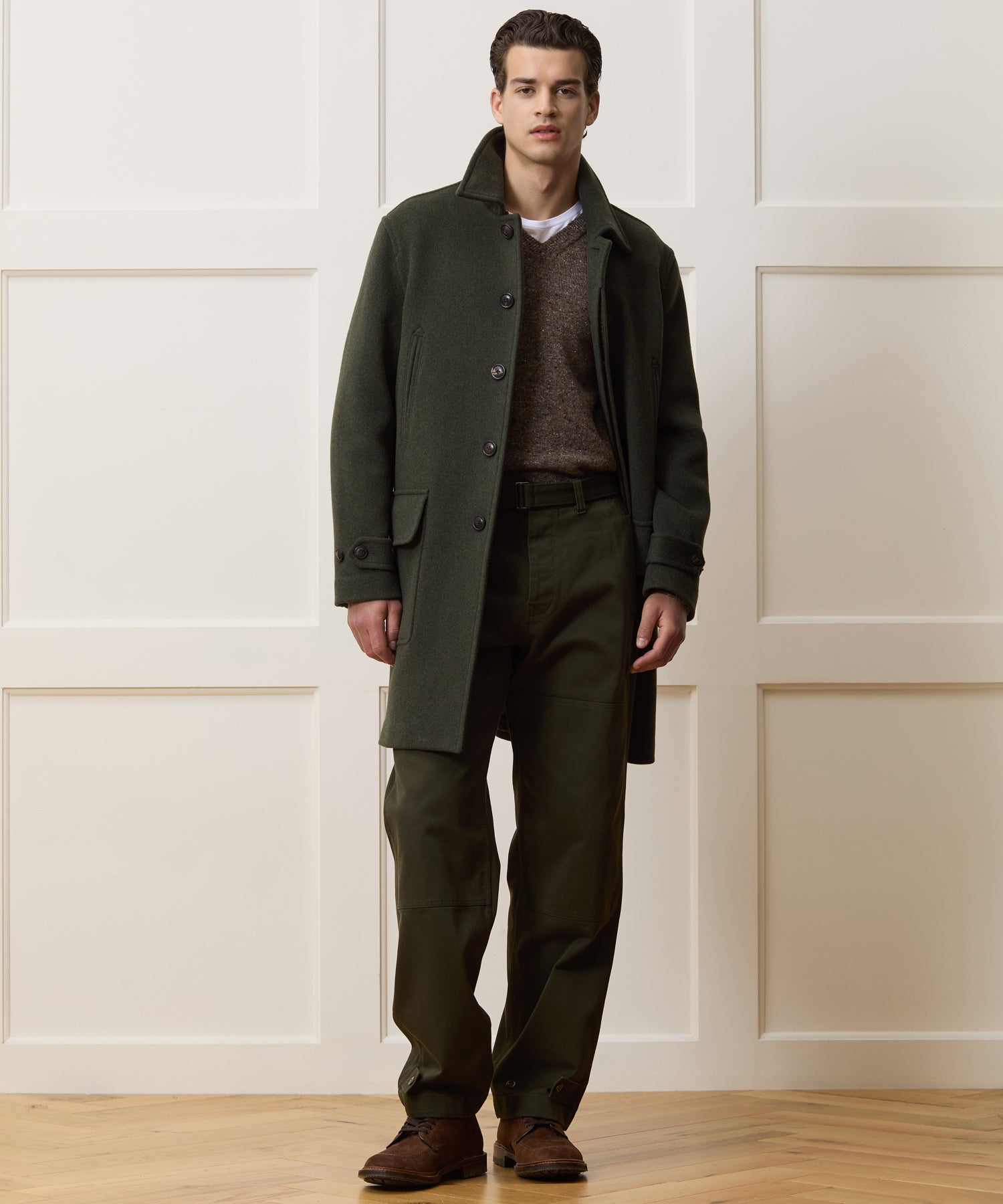 Inis Meáin Merino-Cashmere V-Neck Sweater - Image 3