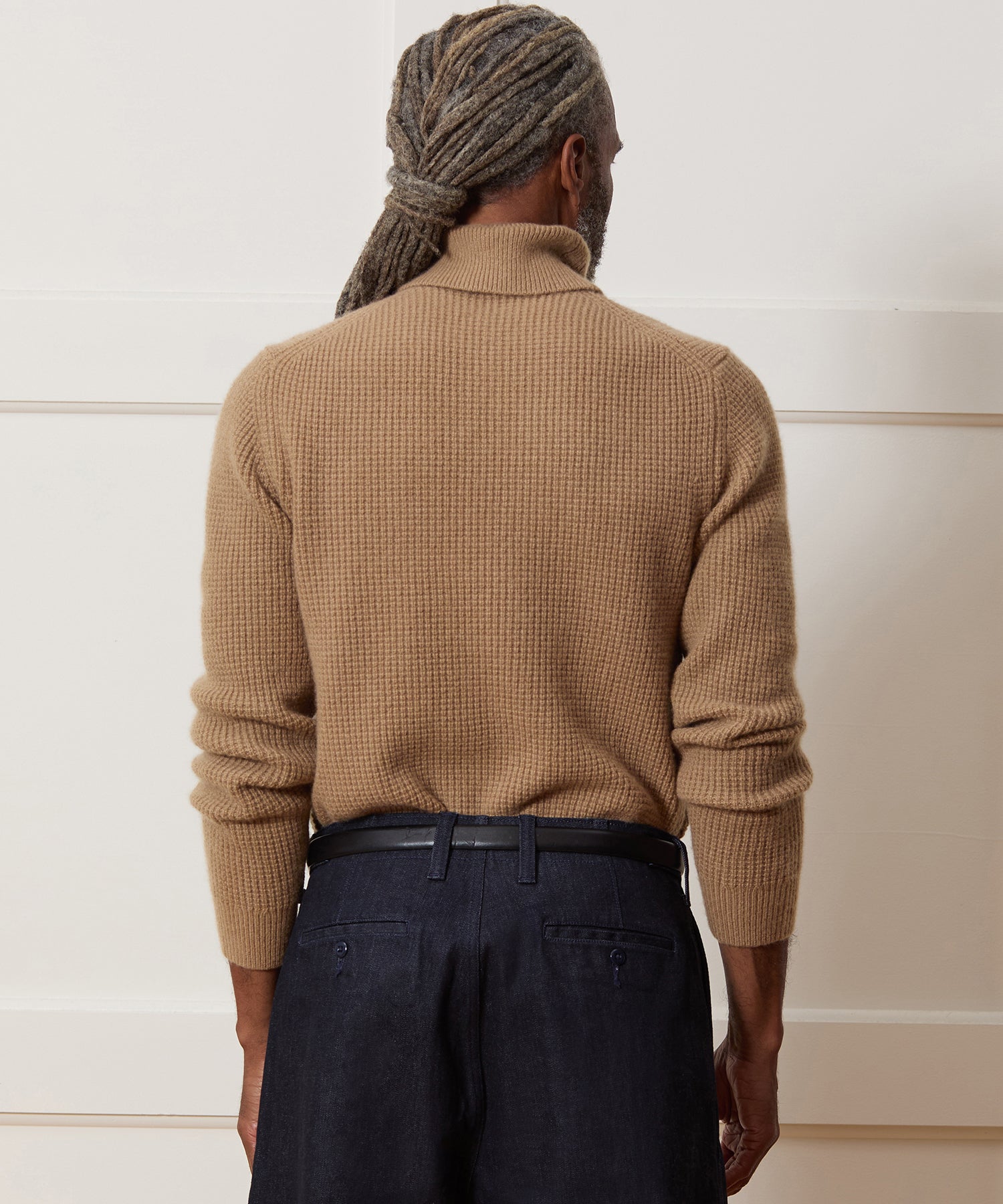 Waffle Cashmere Turtleneck - Image 5