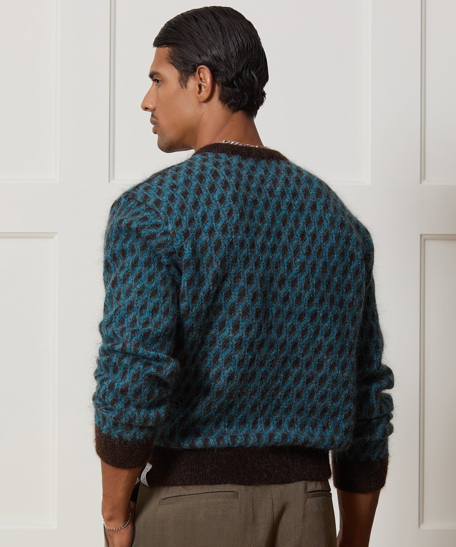 Italian Mohair V-Neck Sweater - Image 5
