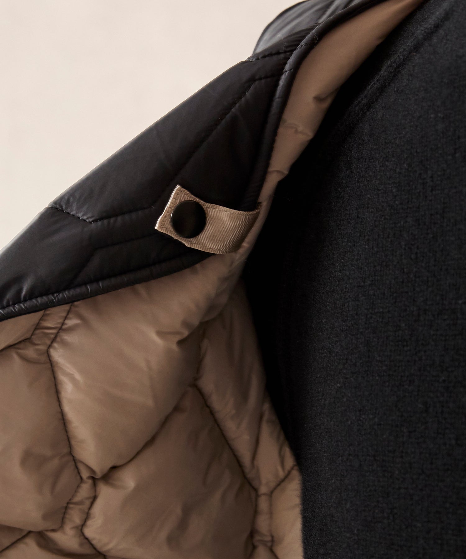 Convertible Quilted Gilet Vest in Black - Image 4