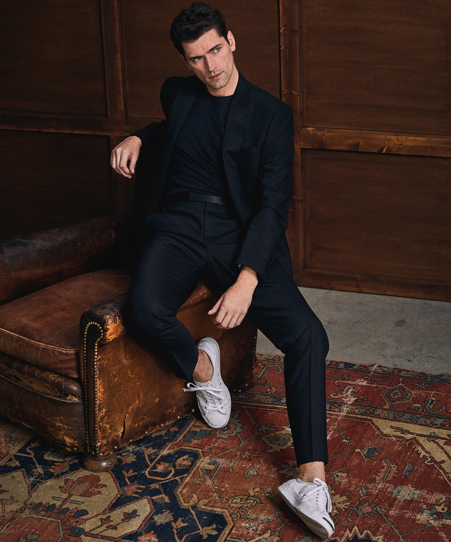 Made in USA Sutton Peak Lapel Tuxedo Jacket in Black - Image 9