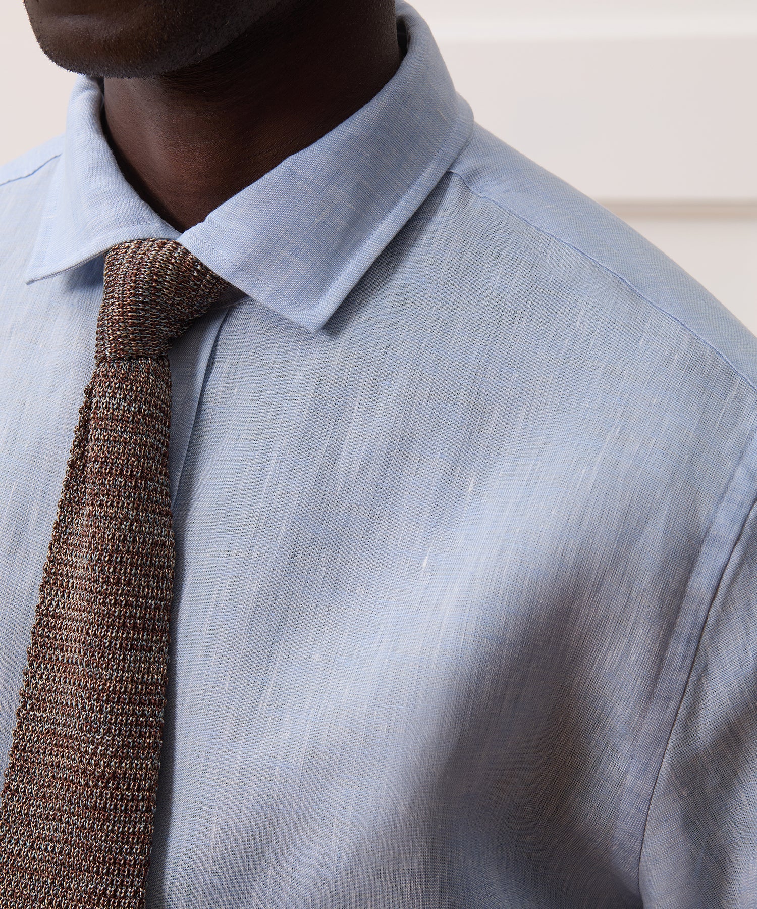 Italian Linen Spread Collar Dress Shirt - Image 4