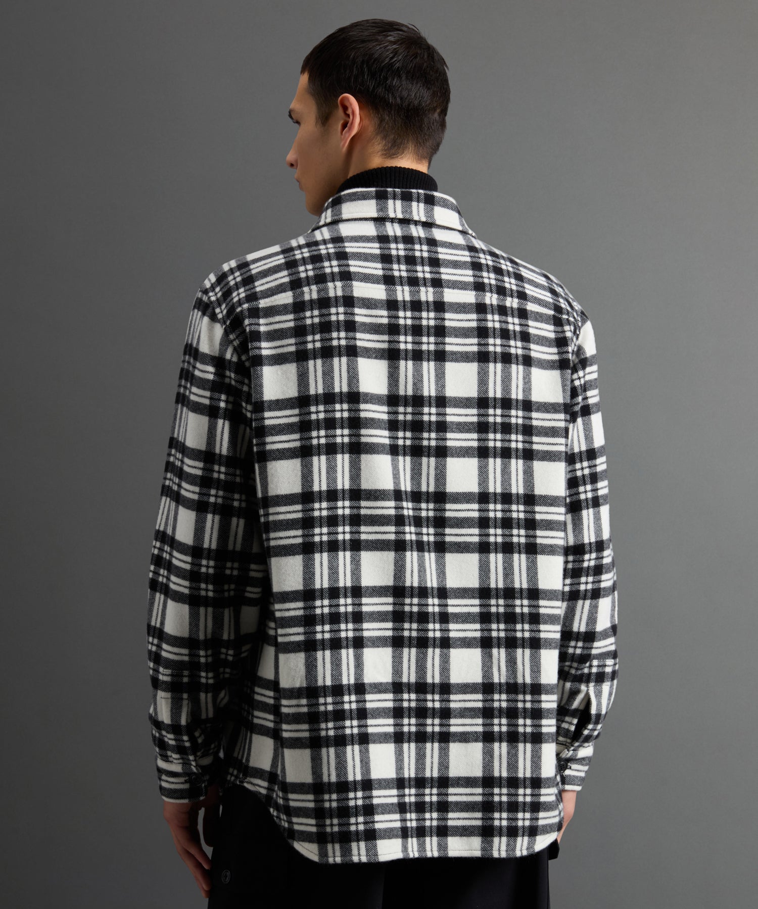 Todd Snyder X Woolrich Cashmere Shirt Jacket in Black Plaid - Image 4