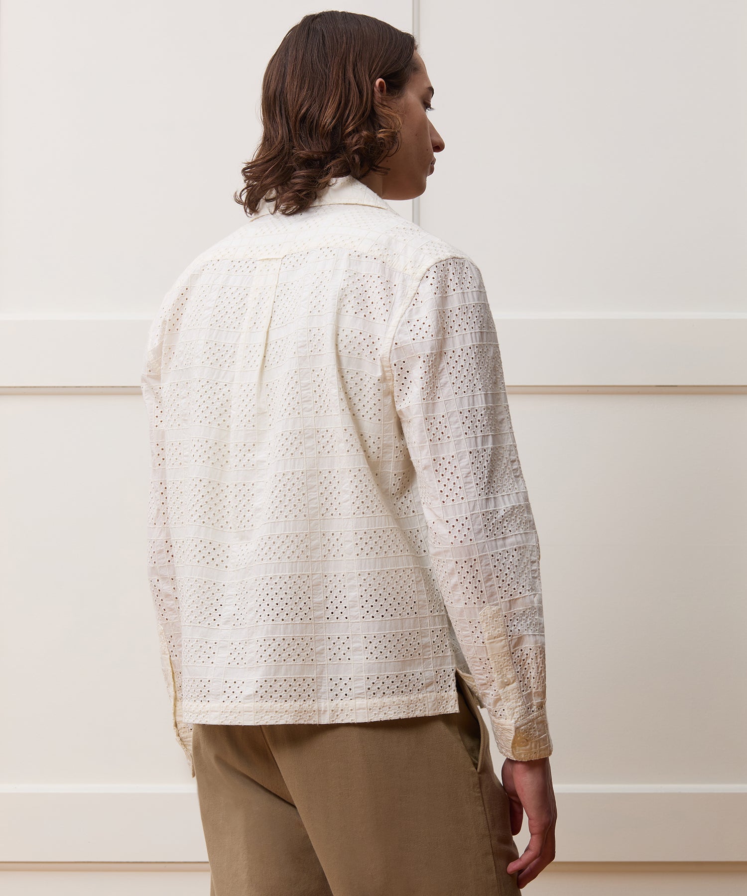 Cropped Embroidered Eyelet Camp Collar Shirt - Image 4