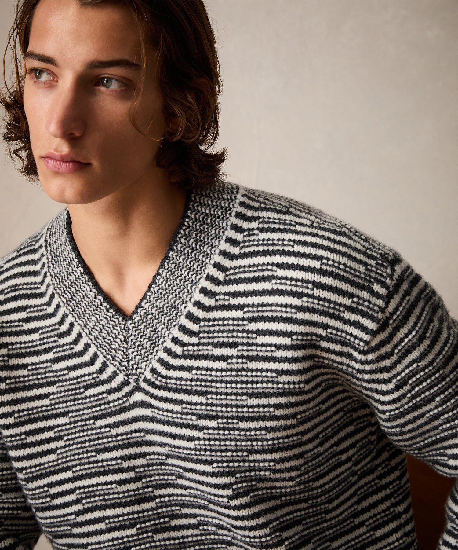 Merino Striped V-Neck Sweater in Charcoal - Image 4