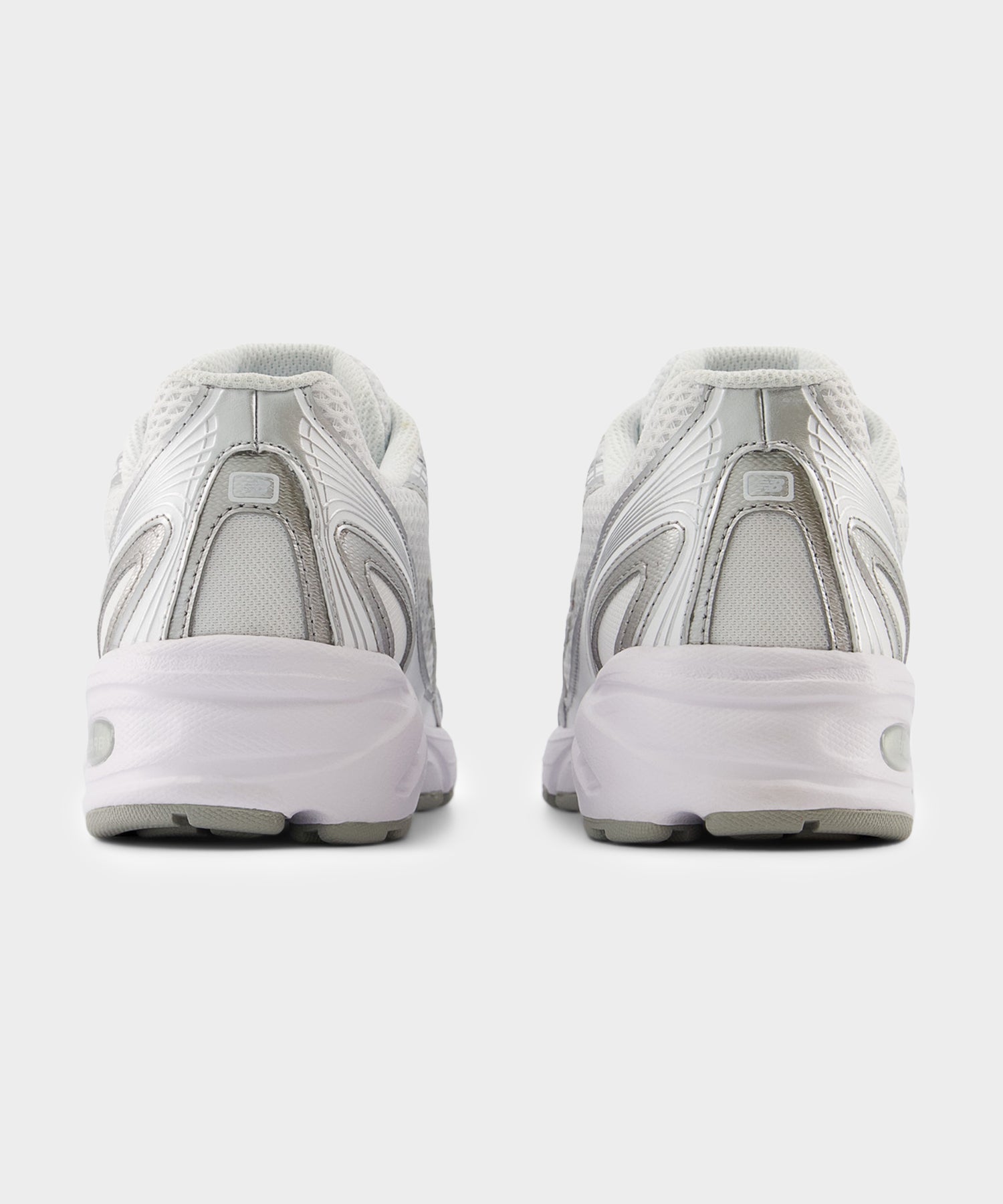 New Balance 740v2 Sneaker - Image 5