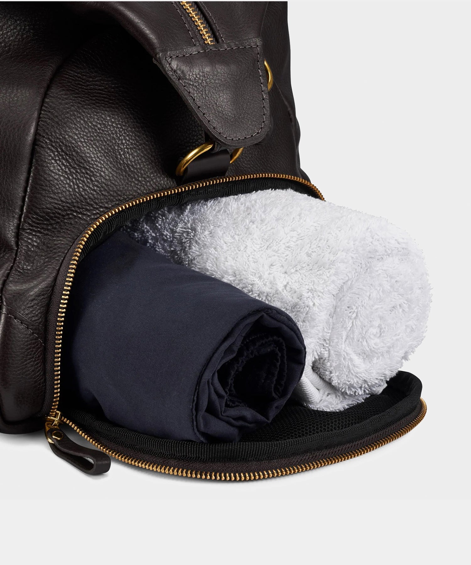Bennett Winch Leather Weekender - Image 3