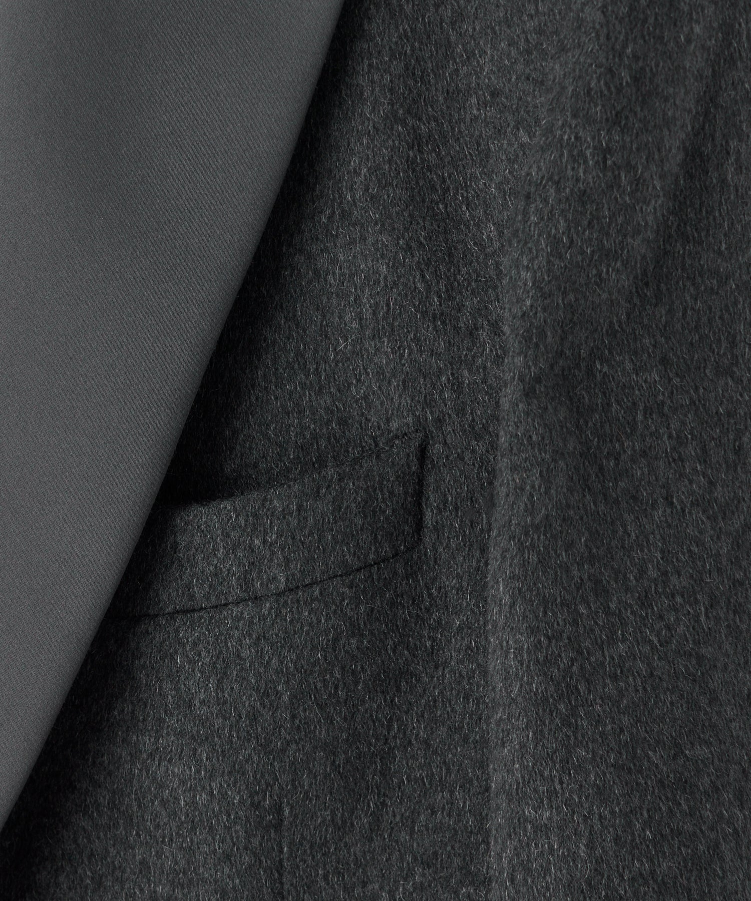 Italian Cashmere Peak Lapel Tuxedo Jacket in Grey - Image 3