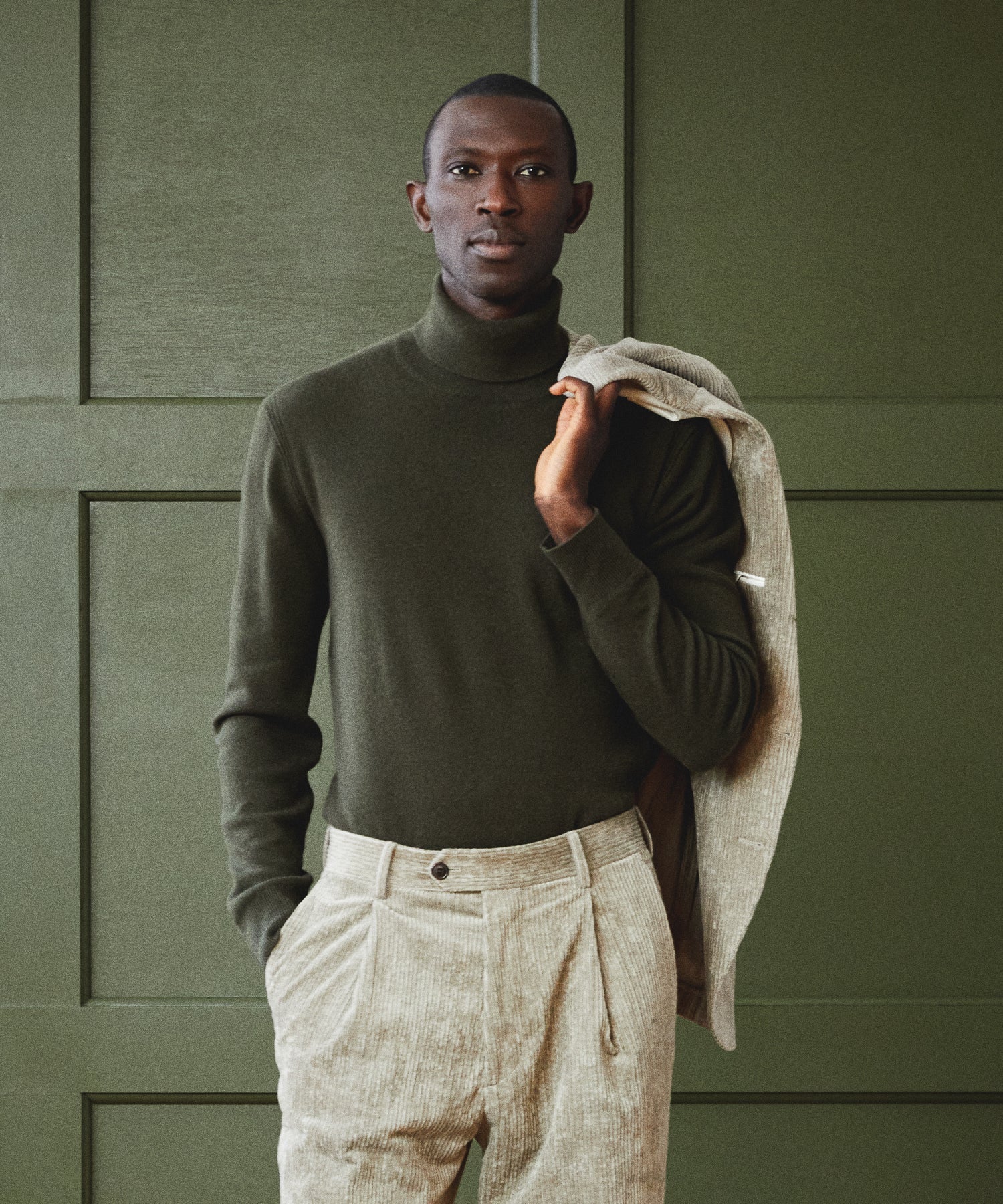 Cashmere Turtleneck in Snyder Olive - Image 4