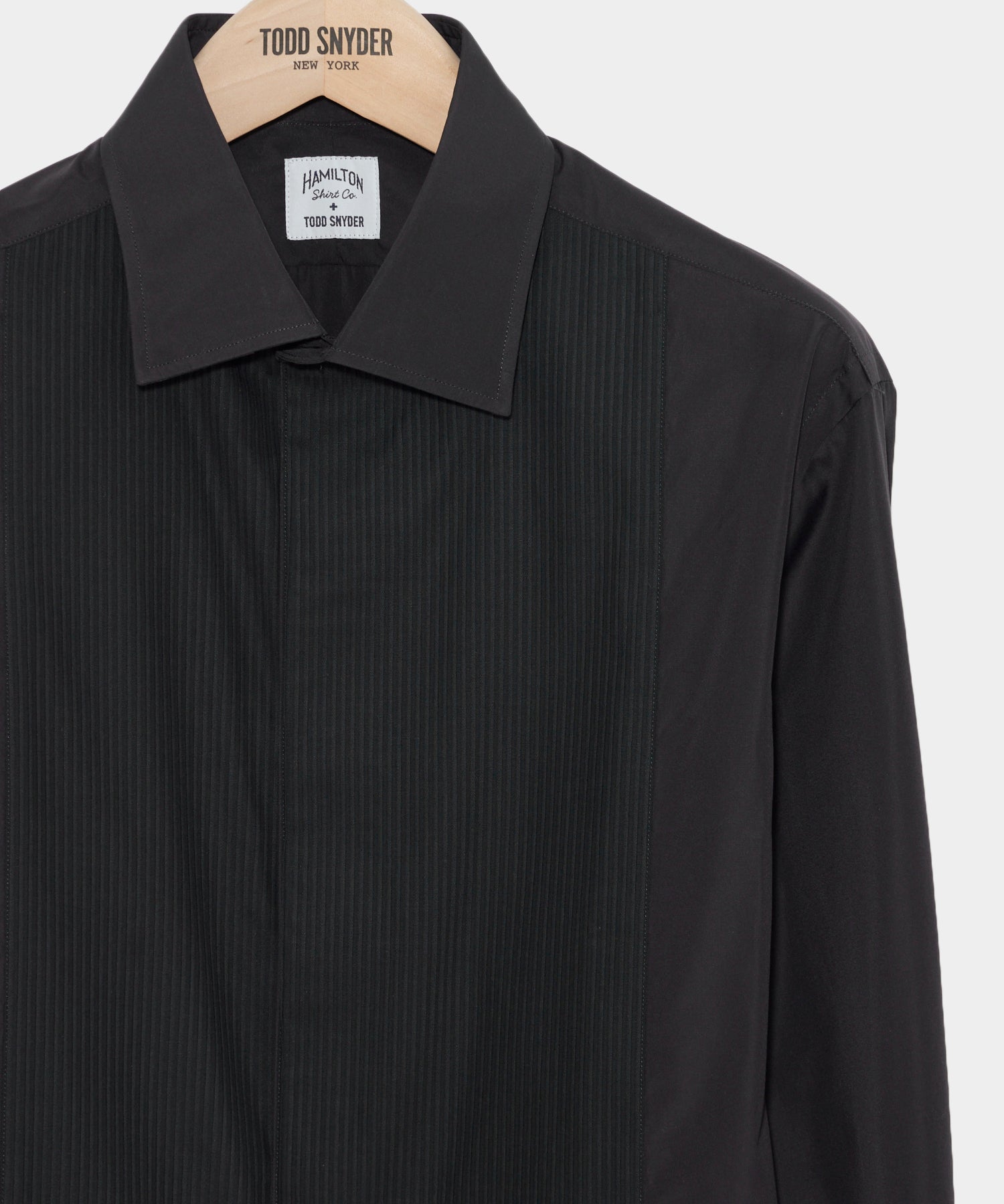 Hamilton + Todd Snyder Cotton Pleated Spread Collar Tuxedo Shirt - Image 4
