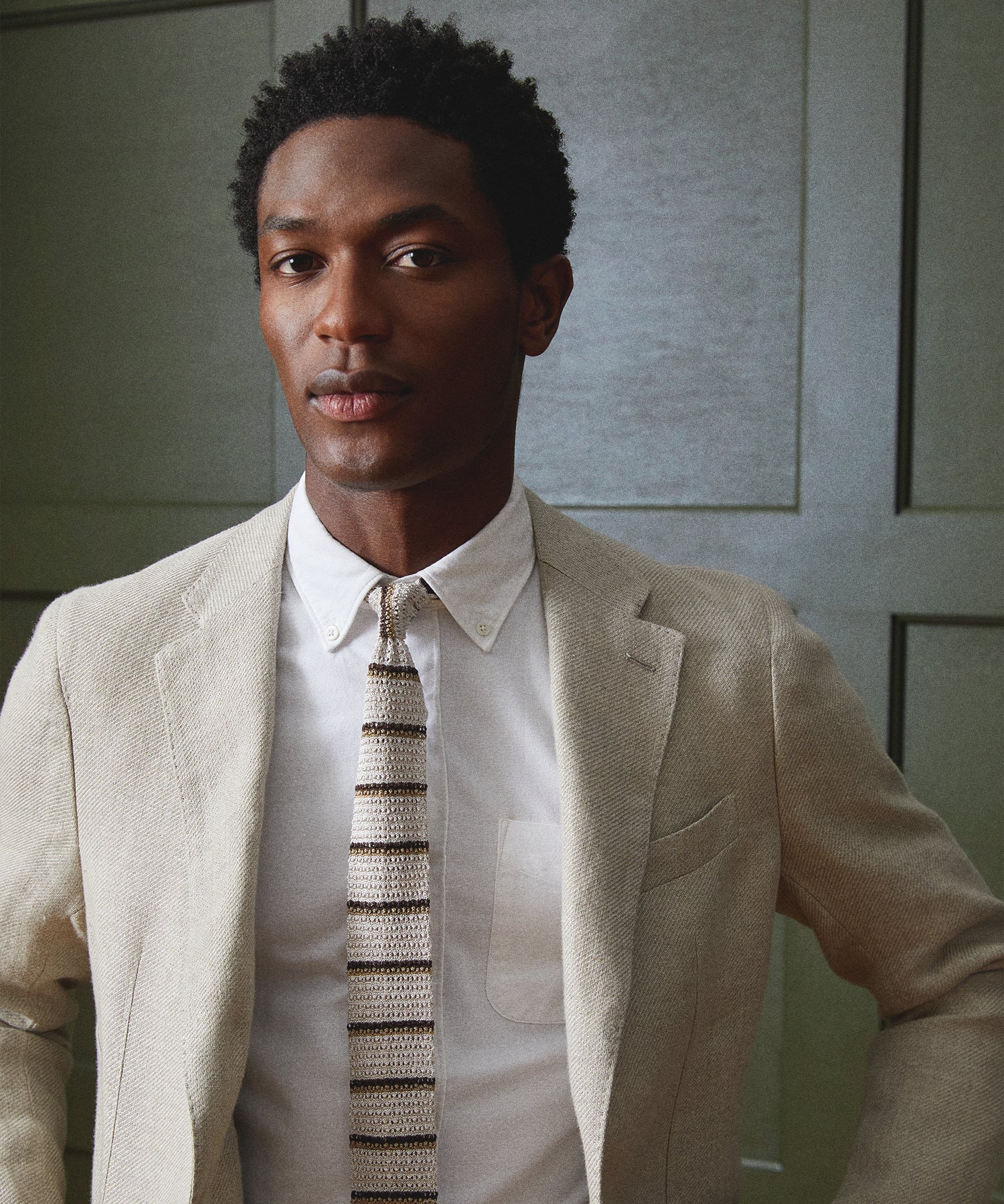Italian Silk Knit Tie in Cream Stripe - Image 2