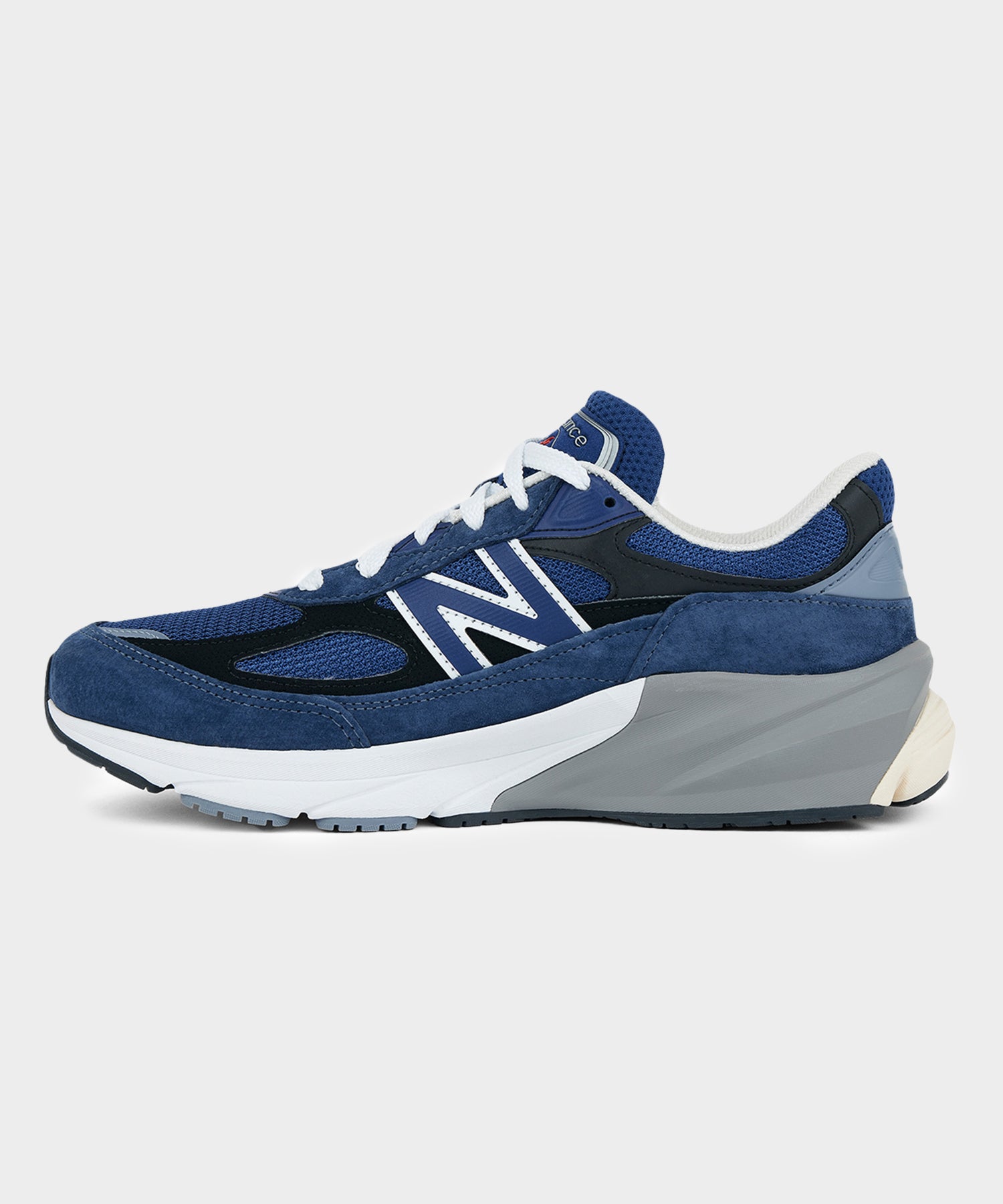 New Balance Made in USA 990v6 Sneaker in Navy - Image 5